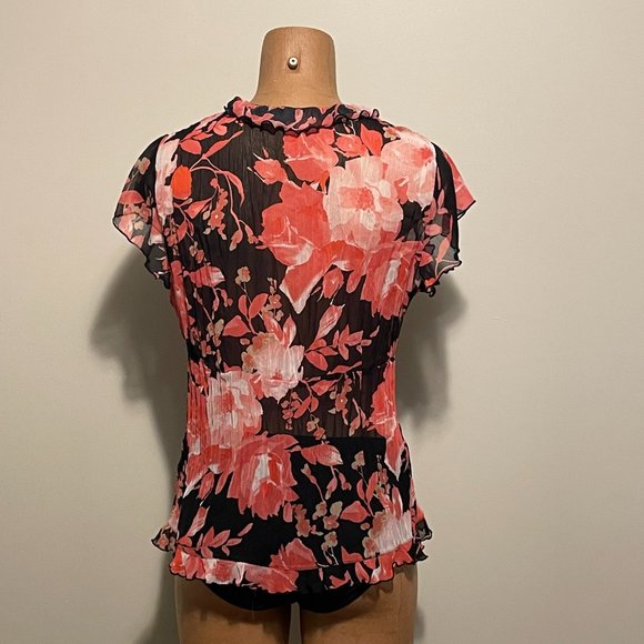 Ricki's Floral Black and Pink Top - Picture 5 of 7